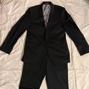 EXPRESS Men’s Black Suit 40R and black flat front pants. 31 waist/ 32 length